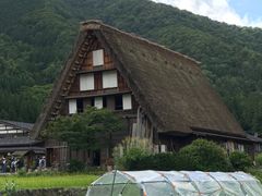 -白川乡与五箇山的合掌构造村落