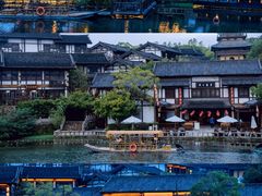 -茅山东方盐湖城景区