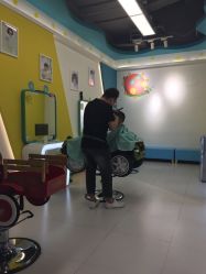 -爆米花儿童美发乐园(布吉华润万象汇店)