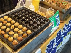 -吴山路夜市