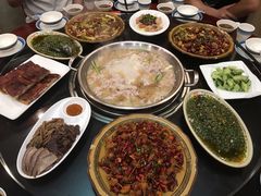 -老来福·非遗酸汤兔(凯旋路店)
