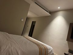 -如家精选酒店(苏州火车站万达广场地铁站店)