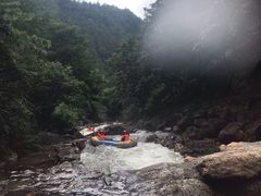 -龙潭峡谷漂流
