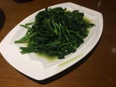 -鑫小城故事·砂锅·排骨藕汤(兴业路店)