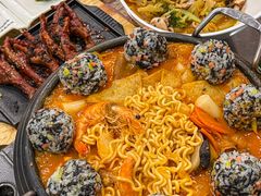 -贵宾庄炸酱面·韩式料理(高区店)