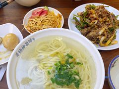 -萍姨抻面馆·鸡架冒菜(清湖店)