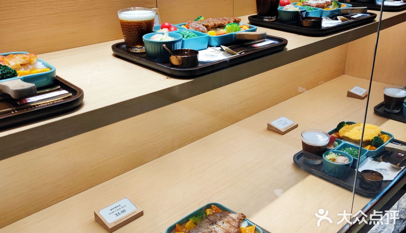 这家牛排店真的好吃，会上瘾[流泪][流泪]