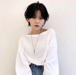 -尚逸国际护肤造型