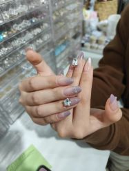 -尤米一站式美甲美睫