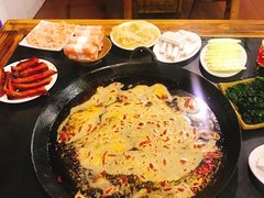 -苟味道老火锅(黄桷坪店)