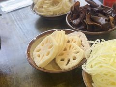 -黄潇洒老火锅(九眼桥宏济巷店)