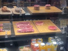 -盒马鲜生(财富中心店)