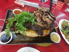 鸿运牛头-伟记牛蹄(道滘店)