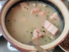 -大中华酒楼·主席武昌鱼·武汉美食地标(江汉路步行街店)