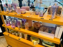 零售区-星巴克(北京王府井店)