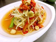 青木瓜沙拉-红大哥水门鸡饭(總店)