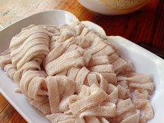 -章记正宗南岗鱼蛋火锅