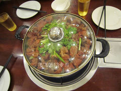 带皮驴肉中锅-乡村驴肉馆羊蝎子
