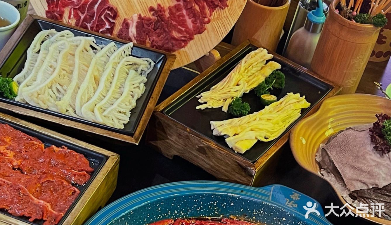成都排队王来郑州了！甜品全部9.9r