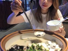 -姜君·千岛湖鱼头馆(浦东大道店)
