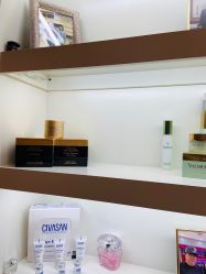 -美肤盾祛痘·问题肌头疗管理中心