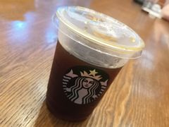 -星巴克(上海虹桥新天地二店)