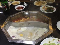 -重庆德庄火锅(体育中心店)