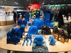 -LOL原创生活概念店(K11购物艺术中心店)
