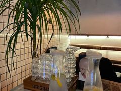 -MOLECULECOFFEE.MANDO 莫勒喝咖啡