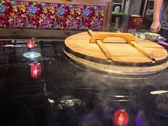 -鱼窝棚柴火铁锅炖(富山屯店)