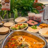 好家伙！头一次吃泡椒酸菜味蛙锅就沦陷了啦  