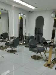 -阿三造型烫染•接发