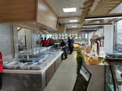 自助取餐区-天盛海鲜烧烤大排档·本地小海鲜·牟平腿穗子(幸福店)