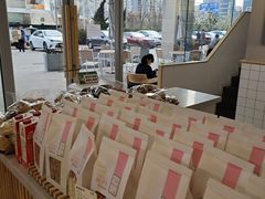 -焙丽拾光(麦凯乐直营店)