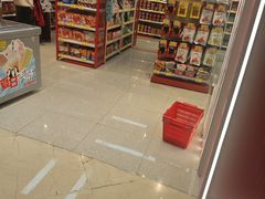 -好特卖HotMaxx(杭州滨江宝龙城店)