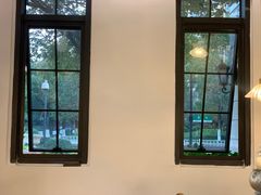 靠窗位-富贵面包公司(运河店)