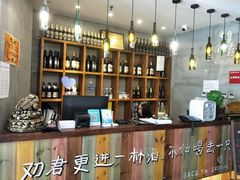 -喝丢一只鞋辣炒海鲜小烧烤(三八广场店)