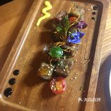会变身的西餐酒吧