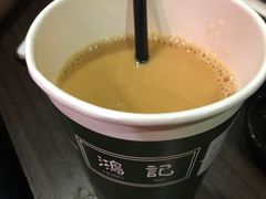 驰名丝袜奶茶-香港鸿记冰室