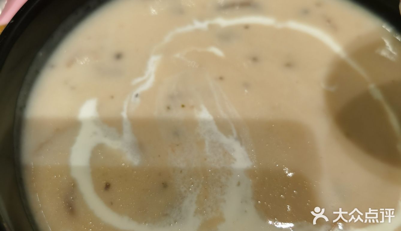 那个蘸料第一次见，最开始以为是汤