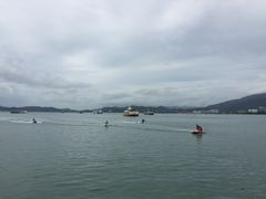 -巨鹰广场