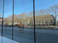 -Apple零售店(玄武湖店)