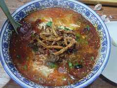 -东大桥小国抻面烧烤(长通路店)