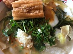 -小蛮椒麻辣烫·麻辣拌(青浦宝龙店)