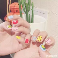 -Halo美甲美睫