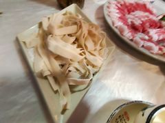 -羊家胡同·龙虾烧烤火锅(龙汇路店)