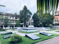 -吐斯廉屠杀博物馆