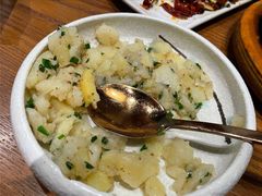 -云海肴·汽锅鸡·云南菜(天山百盛优客店)