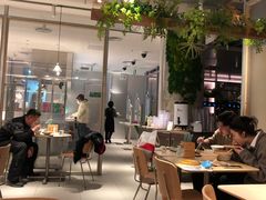 -老乡鸡(上海白玉兰广场店)
