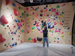 -ROCKPLUS攀岩馆(环宇城店)